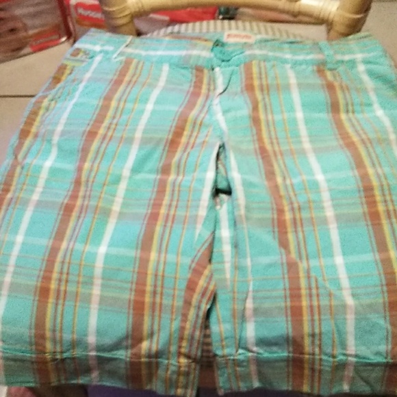 Plaid shorts - Picture 1 of 2